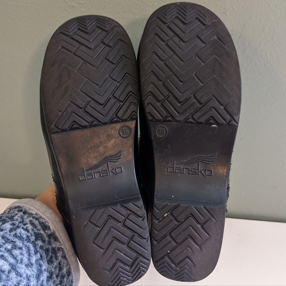 Dansko Black Slip on Clogs Size 38 - Picture 12 of 12